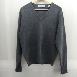 John Ashford 100% Lambs' Wool V-Neck Sweater Men's Large Gray Needs Repair